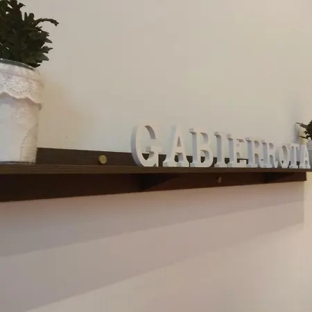 Gabierrota Apartman *